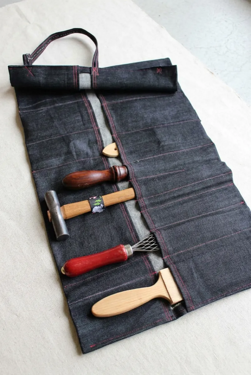 A Canvas Tool Roll